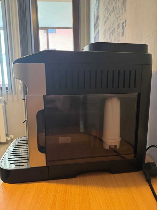 Кафеавтомат Delonghi Magnifica Evo