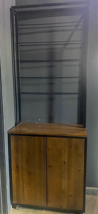 Продается стойка(тумба)