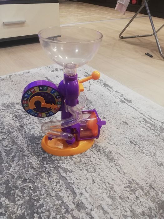 Настолна игра От умен по - умен