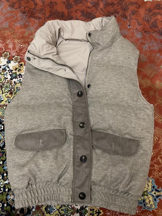 Продаю безрукавку за 5500 тг