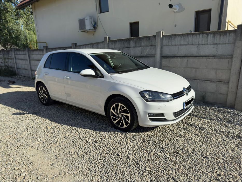 Volkswagen Golf Golf 7 echilibrat și fiabil, cu motor 2.0 TDI