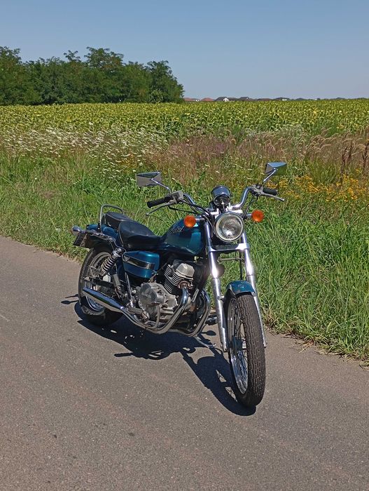 Motocicleta Honda Rebel 125