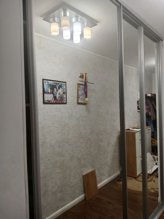 Продам двери от шкафа зеркальные