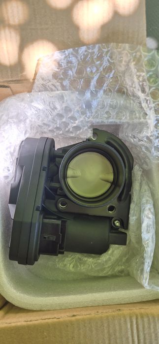 Дроселова клапа за пежо 1.6 109к.