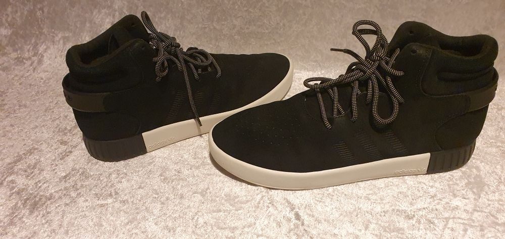 Adidas gheata Tubular