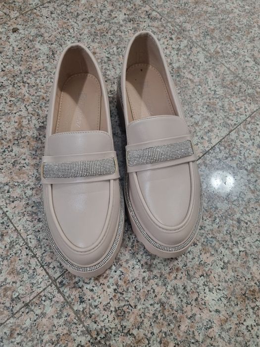 Дамски спортно/официални  обувки