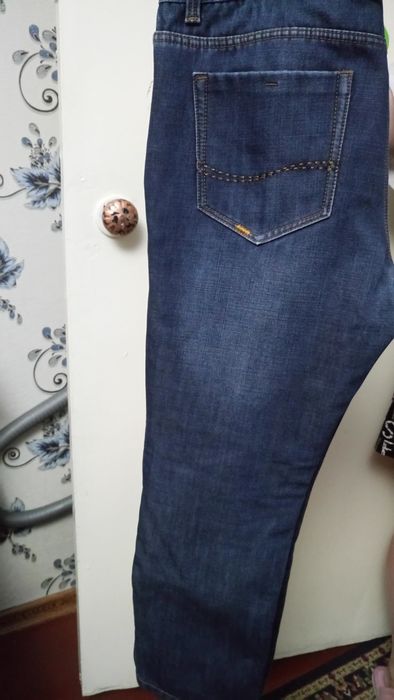 Продам тёплые джинсы