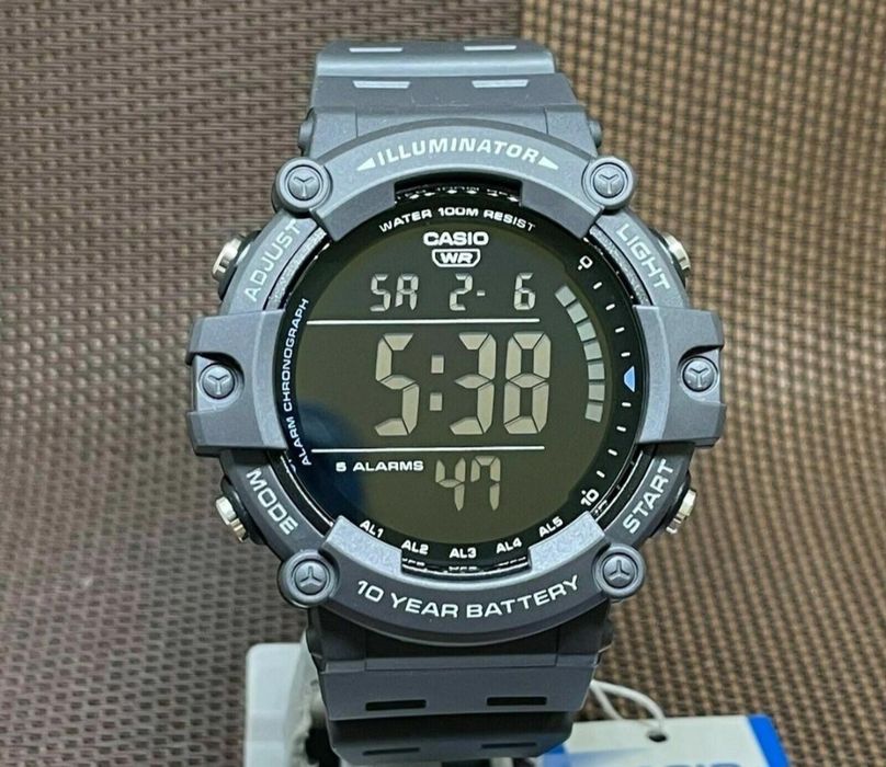 Часы Casio совершенно новые.