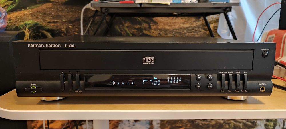 CD changer за 5 диска Harman Kardon FL 8300 с дистанционно