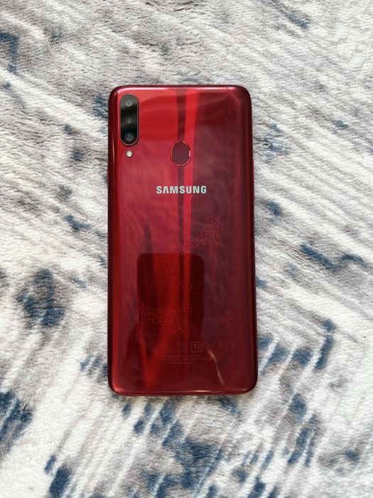 Продам или же обменяю на модель выше можно с моей дп