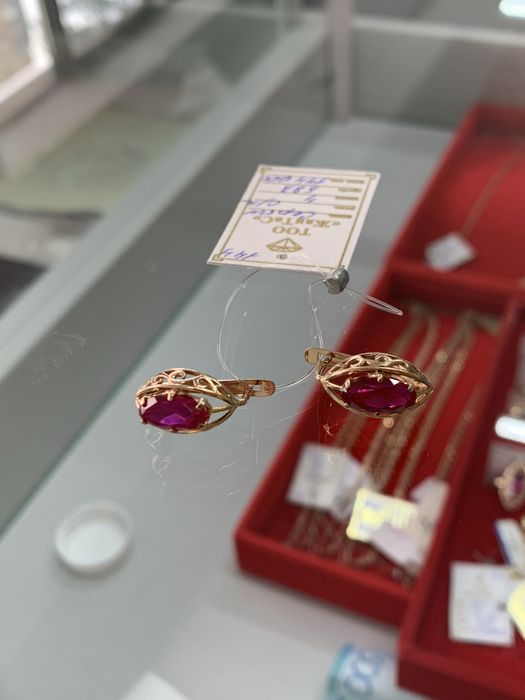 Золото серьги г.Астана