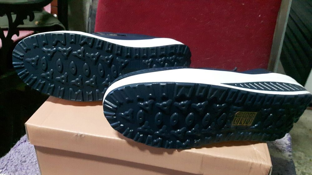 Pantofi damă piele albastru închis