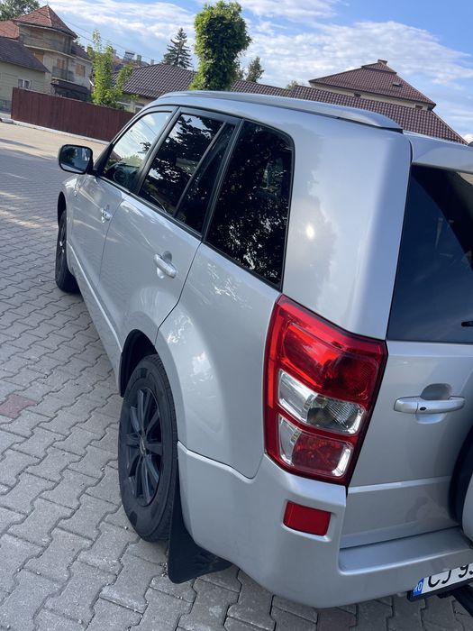 Suzuki Grand Vitara 1.9 DDiS 129 CP 4x4, an 2009 - 5.600 € negociabil