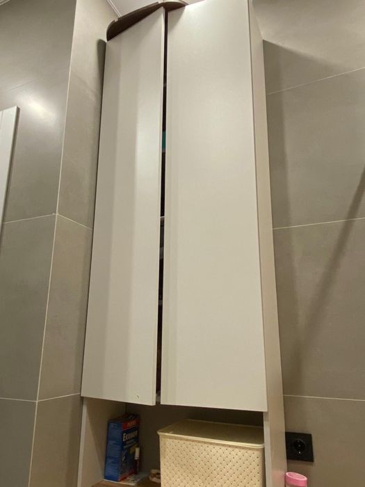 Шкаф стол для ванной комнаты