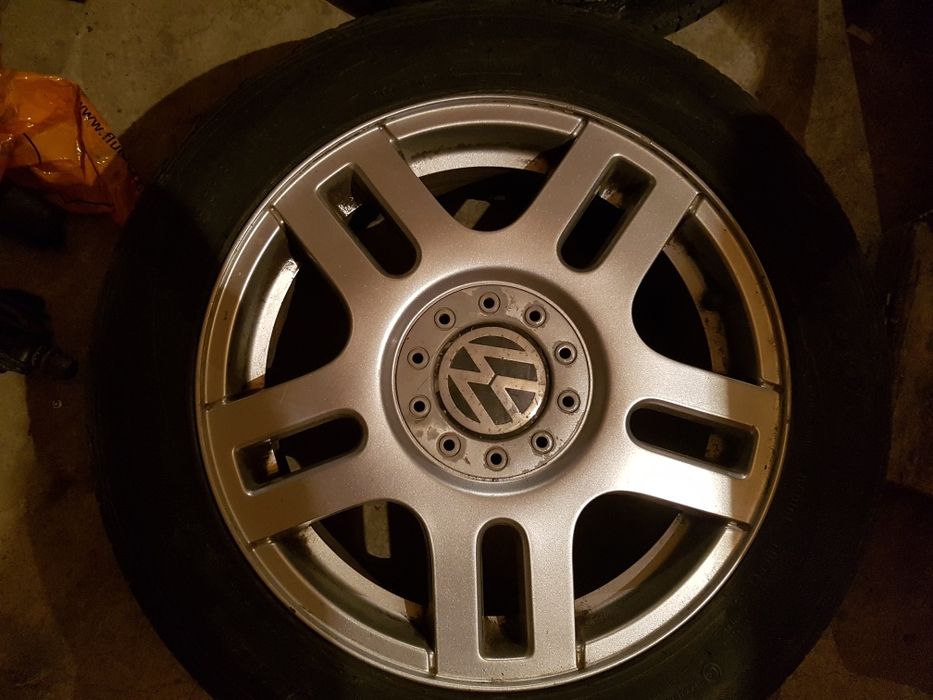 Продавам части за Голф4