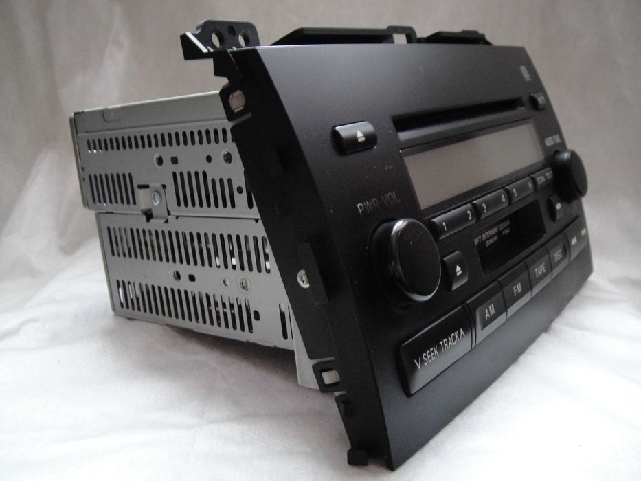 Автомагнитола на Land Cruiser Prado