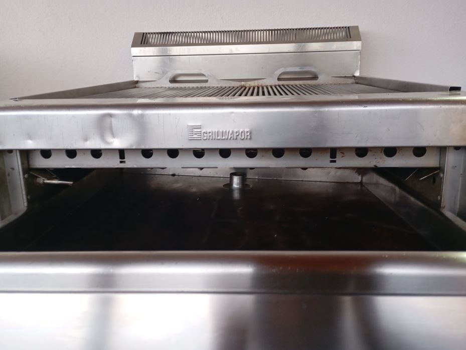Grilvapor ARRIS , Grătar pe gaz inox profesional linea 90 x80