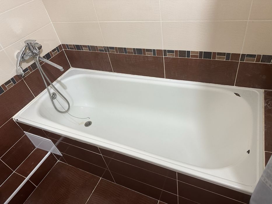 Продаю квартиру. В центре города