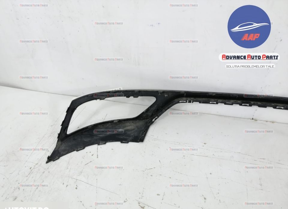 Заден дифузор С-линия код 4M8807521C - оригинален Ауди Кю8 / Audi Q8 O