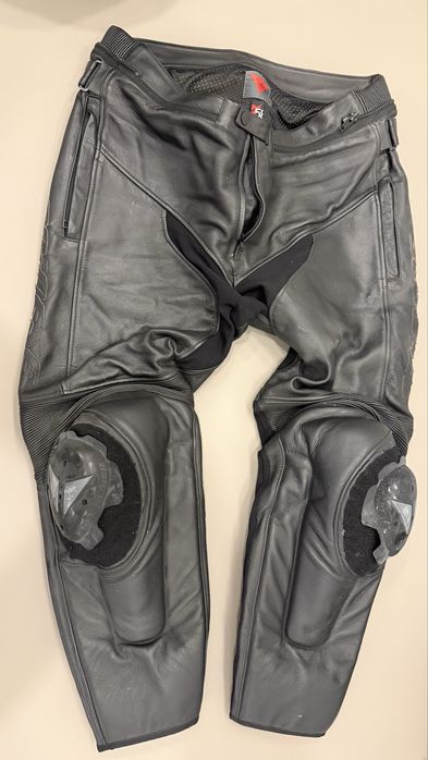 Dainese кожени мото яке и панталон