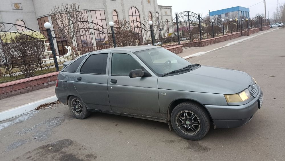 Продам машину Ваз 2112