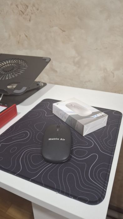 Держатель ноутбука (подставка с вентилятором)