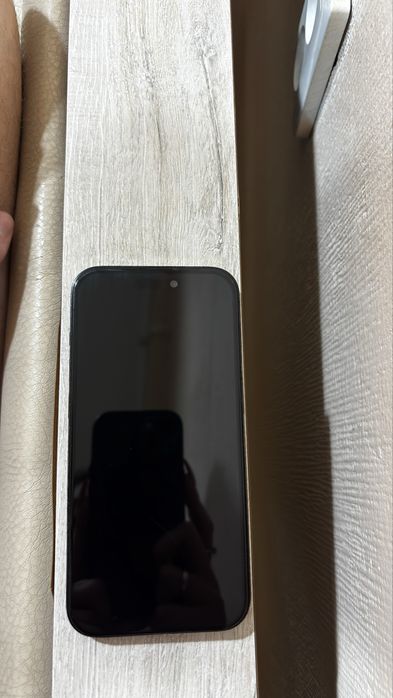 Срочно продам айфон 14 про