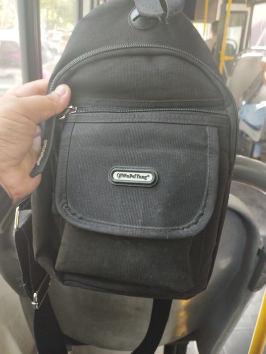 Сумкача фирма QiwuFelyang