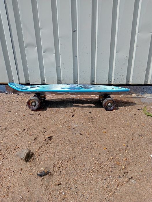 Продам самокат и скейтборд