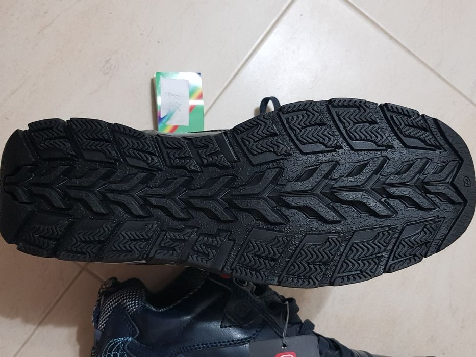 Чисто нови мъжки боти