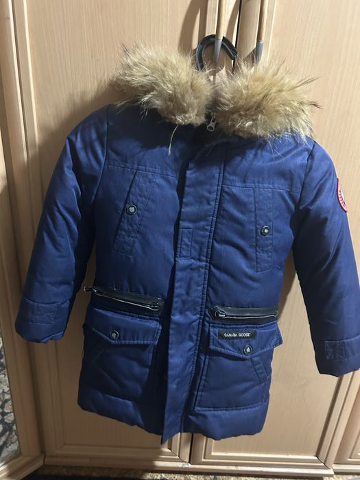 Продам куртку на мальчика