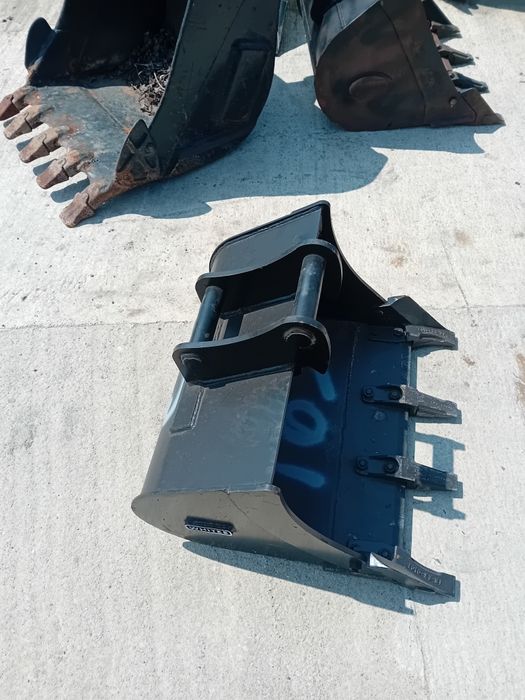 Cupa noua 60 cm miniexcavator 2.5 tone