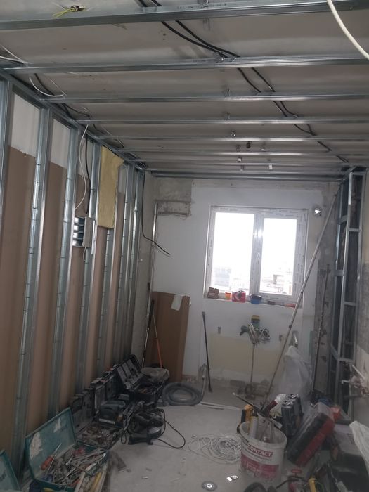 Montaj uși, Amenajări interioare