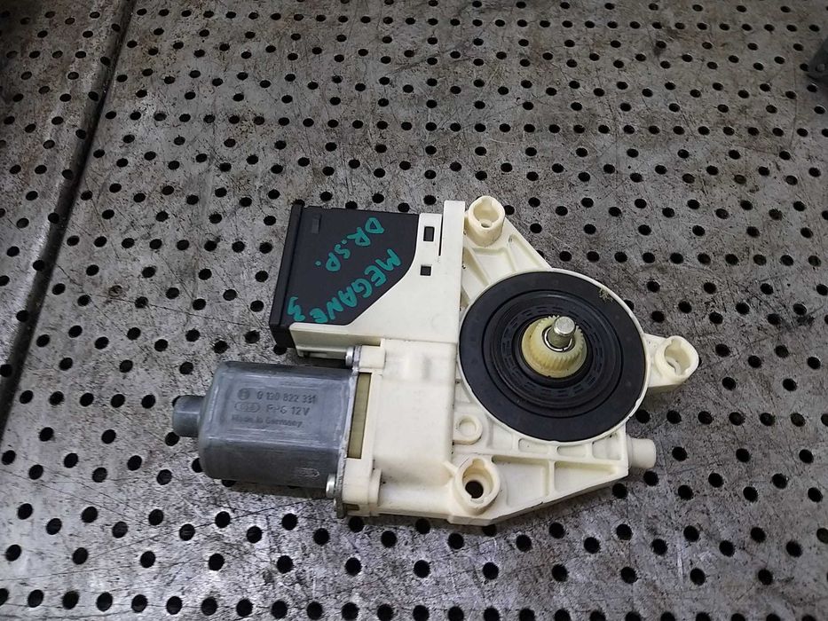 Motoras macara dreapta spate renault megane 3 827306548r 966363200