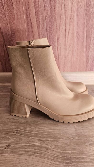 Зимни боти нови неупотребявани-La Bottine Souriante