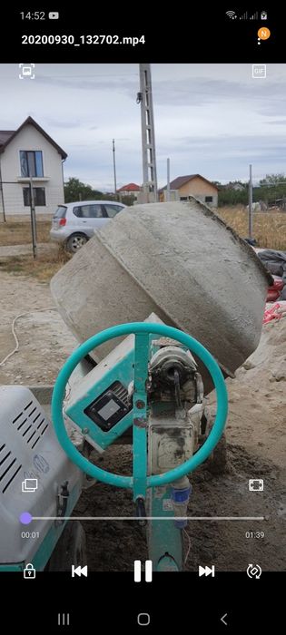 Tencuiala mecanizata cu material tradițional