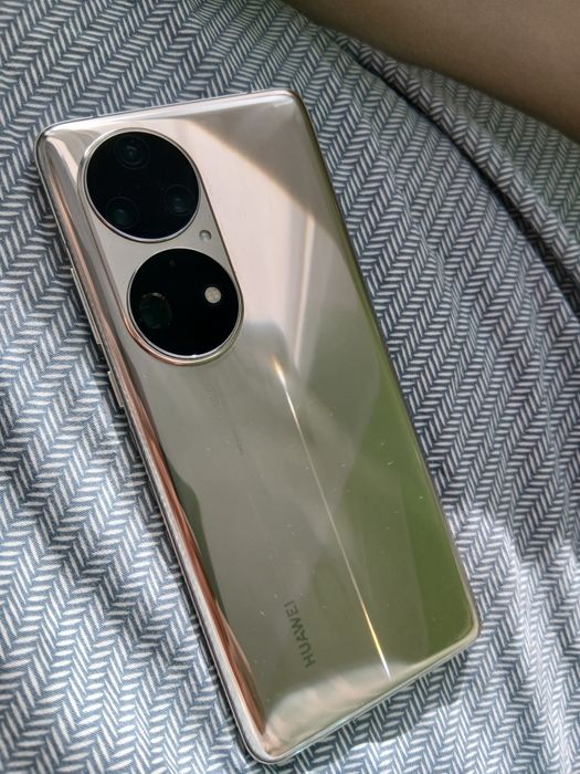 Huawei P50 Pro gold