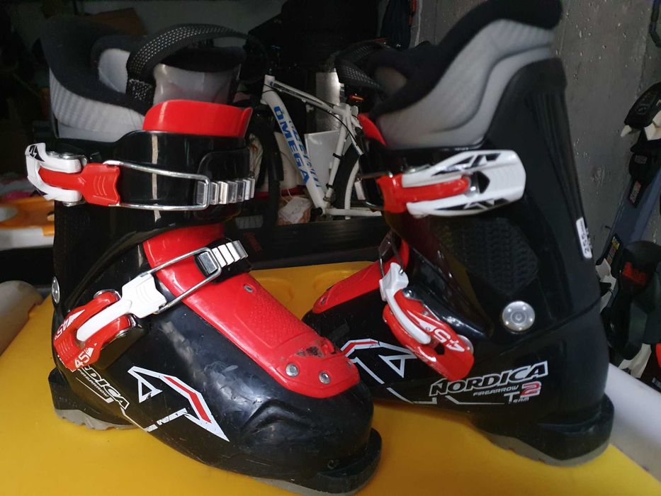 Clapari Nordica masura 32 33 copii 255mm