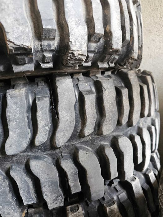 Продавам гуми за кал