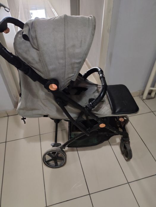 Продам детскую коляску