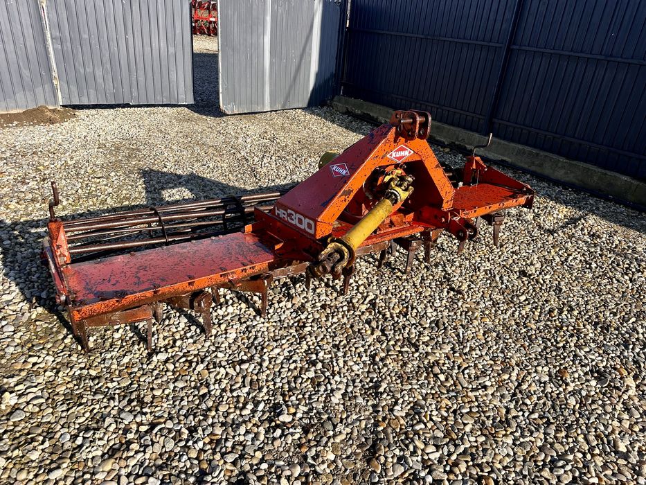 Piese //freza maschio 2,5m . Freza kuhn 3m     Piese utilaje