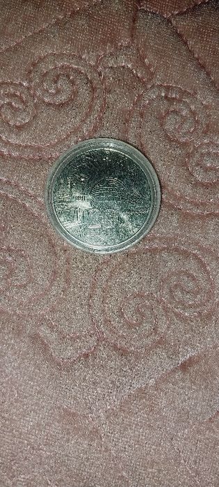 Продам колекционные монеты