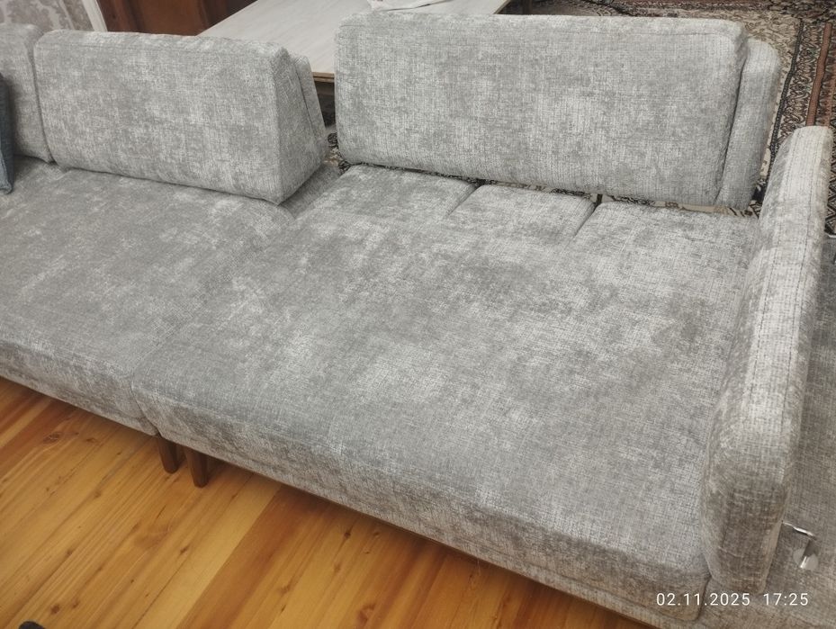 Угловой диван для гостиной