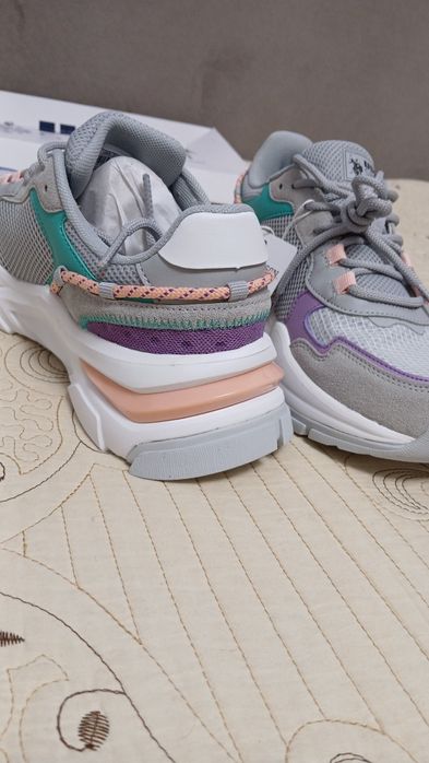 Adidași uspa  sport ..eur 40... 26.6 cm