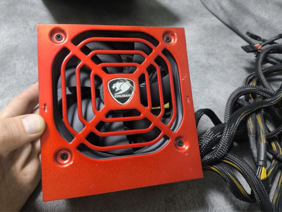 Блок питания cougar powerX 700