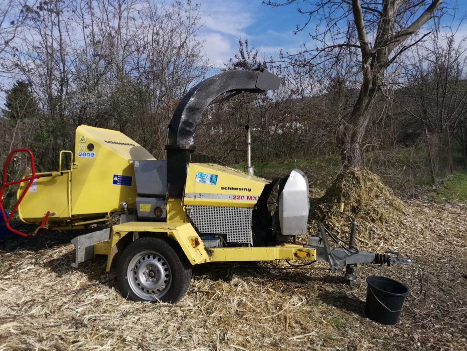 Услуги с дробилка за клони