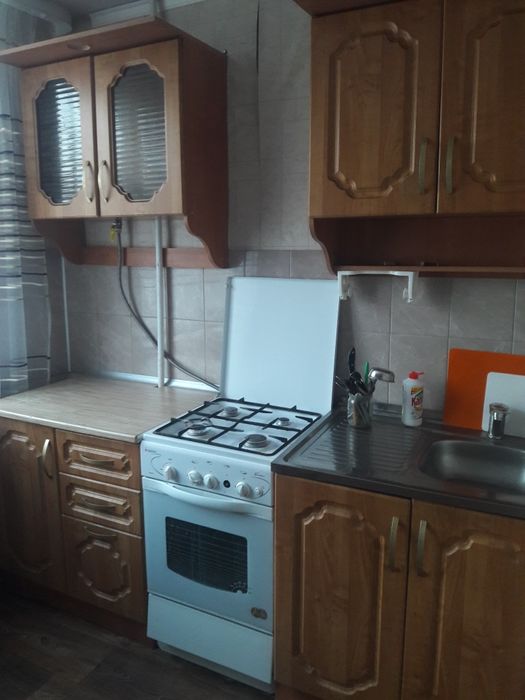 Школьник .1 комнатная.