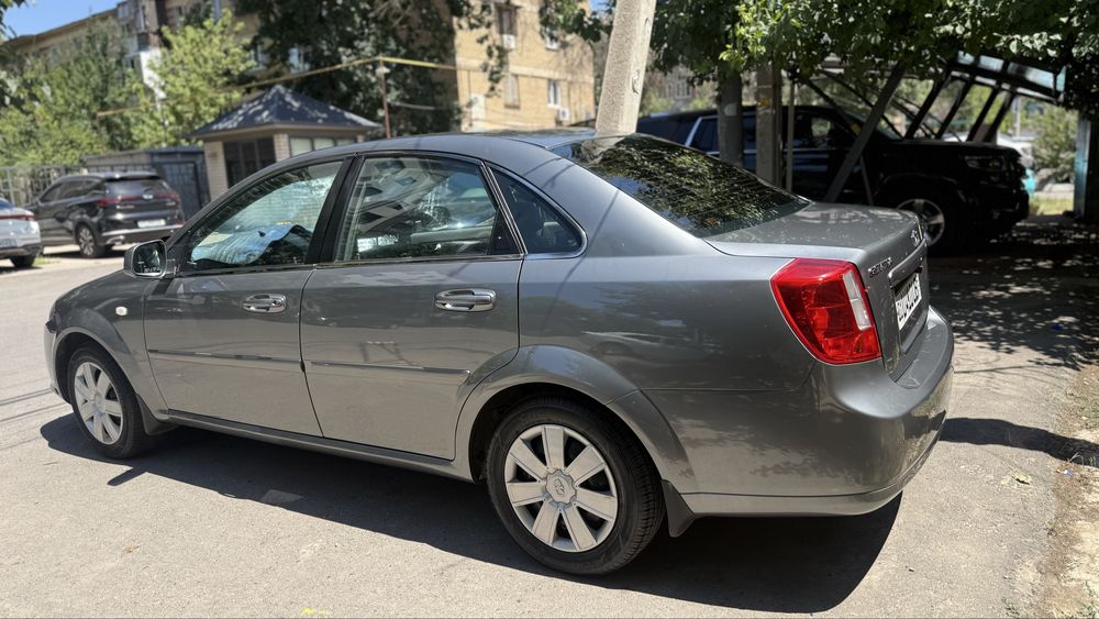 Продам Lacetti  Jentra 2015 avtomat evro 2. В хорошем состоянии