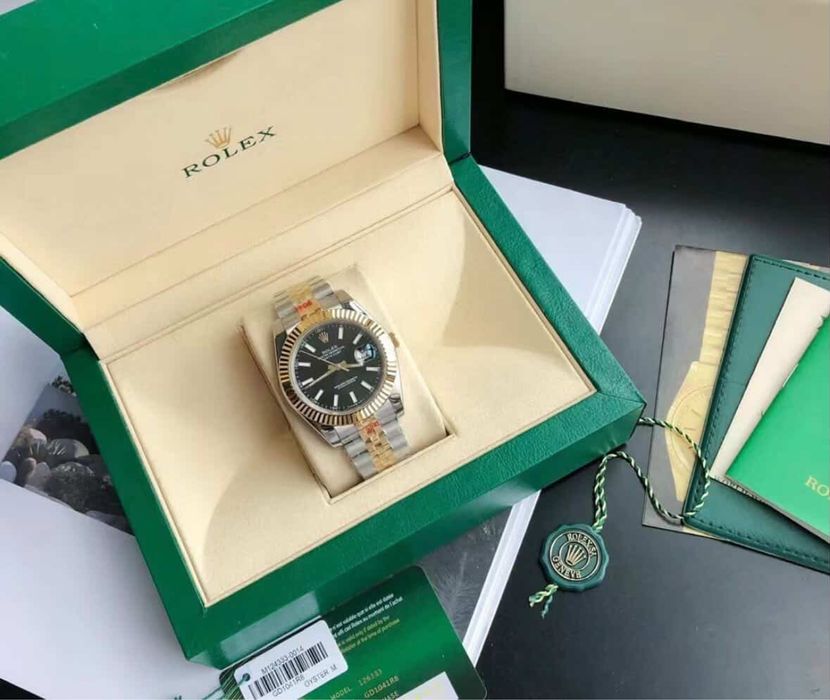 Rolex Oyster Datejust - чисто нов