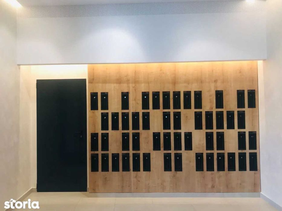 Vand ap. 2 cam. Coresi Brasov/ boxa/ 2 locuri de parcare supraterane